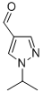 1-isopropyl-1H-pyrazole-4-carbaldehyde Chemische Struktur